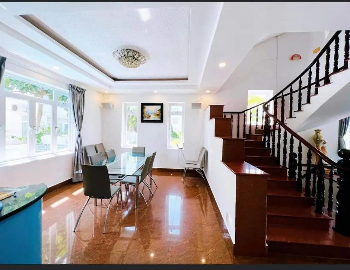 נה טראנג Benzen Villa וייטנאם